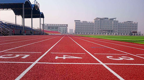 塑膠跑道