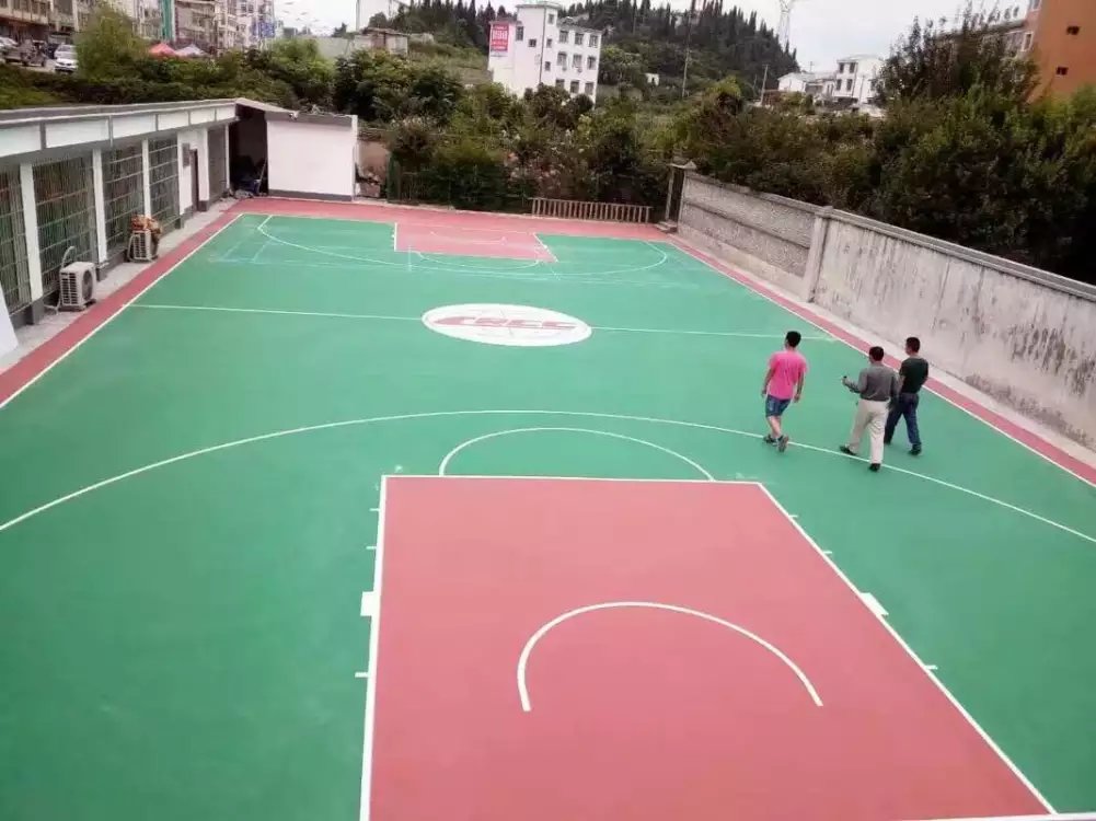 貴州安順中鐵十七局球場(chǎng)已完工！